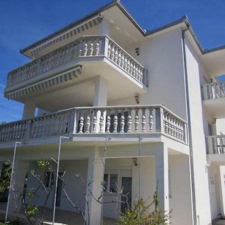 Apartmani Jureta Okrug Gornji Exterior foto